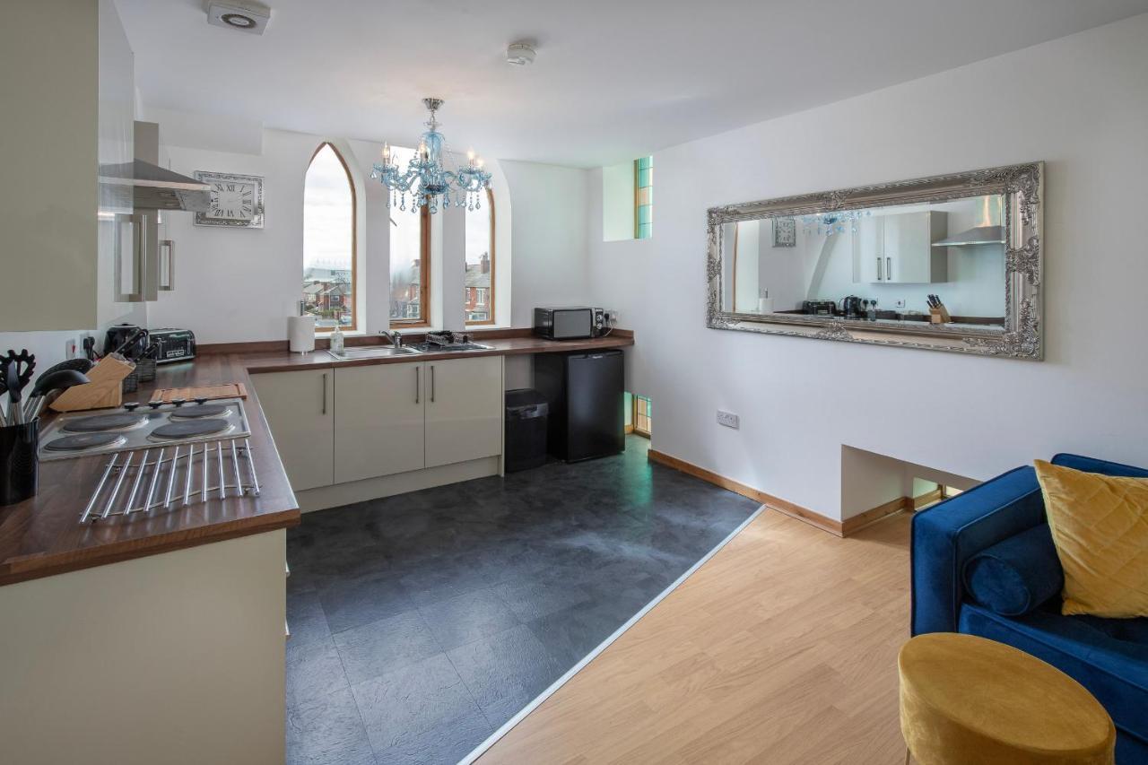 Elegant Church Conversion Close To Blackpool Tower Kültér fotó